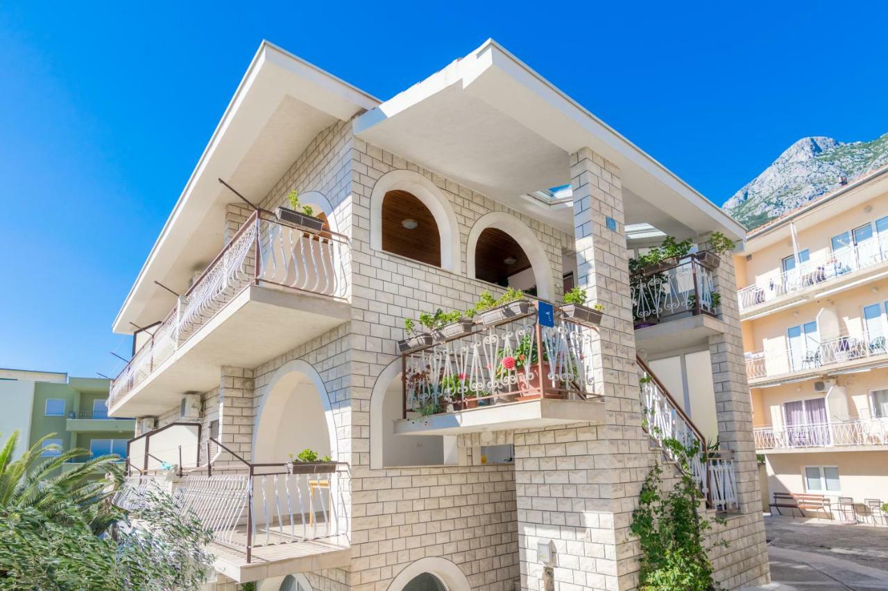 Apartment Holiday Makarska Eksteriør bilde
