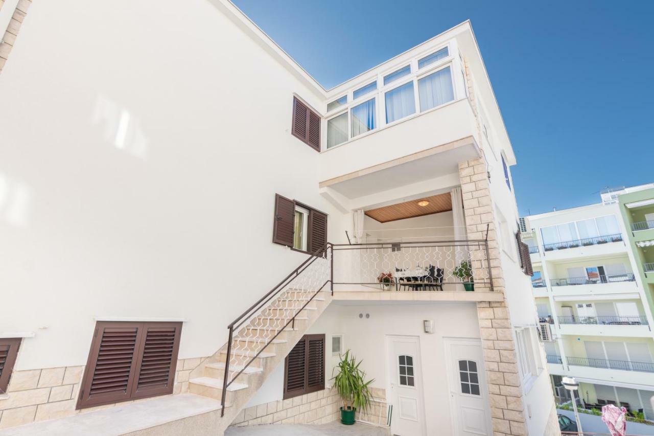 Apartment Holiday Makarska Eksteriør bilde