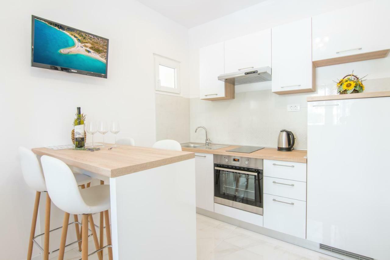 Apartment Holiday Makarska Eksteriør bilde