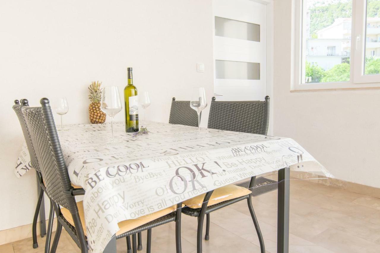 Apartment Holiday Makarska Eksteriør bilde